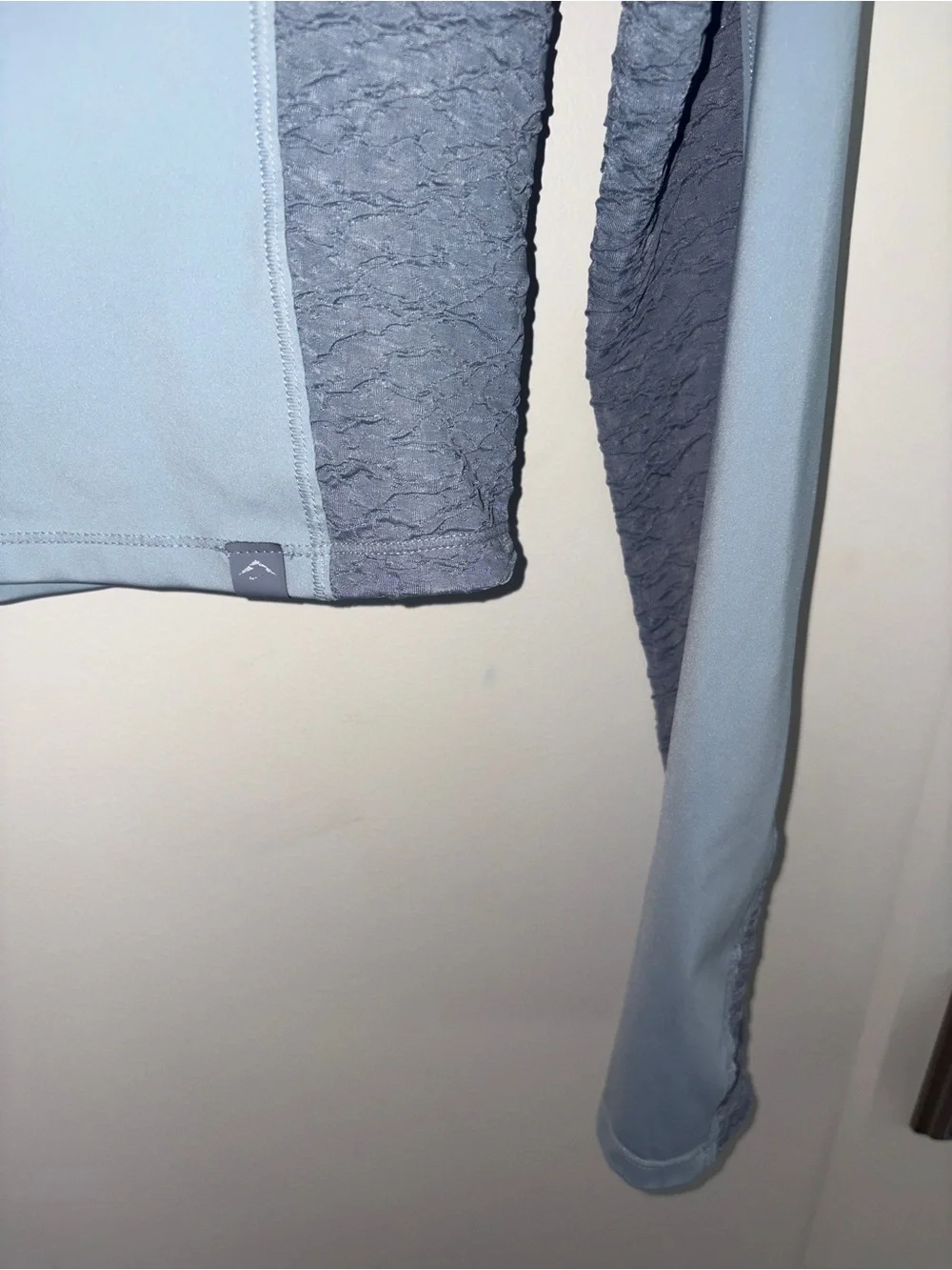 NWOT Nike Trail Dri-Fit cropped running top women's S